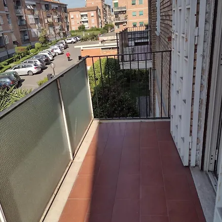 La Dolce Vita Bedrooms Near The Subway Roma